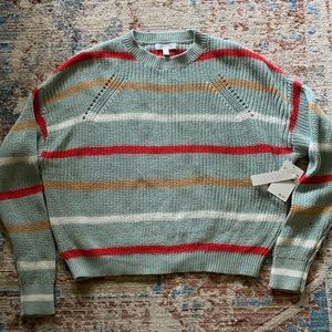 Crop spring sweater